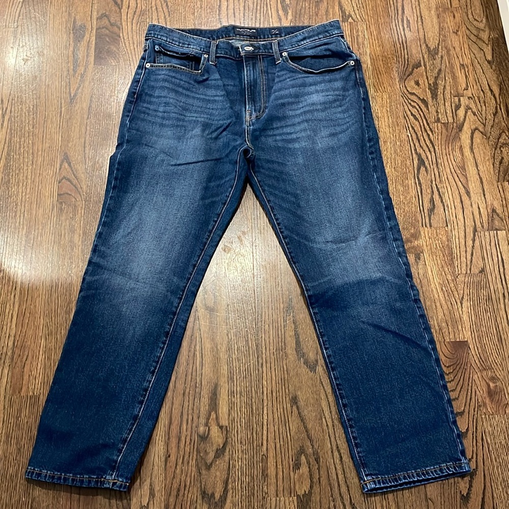 Men’s lucky brand 36 w 30 l. 223 straight jeans